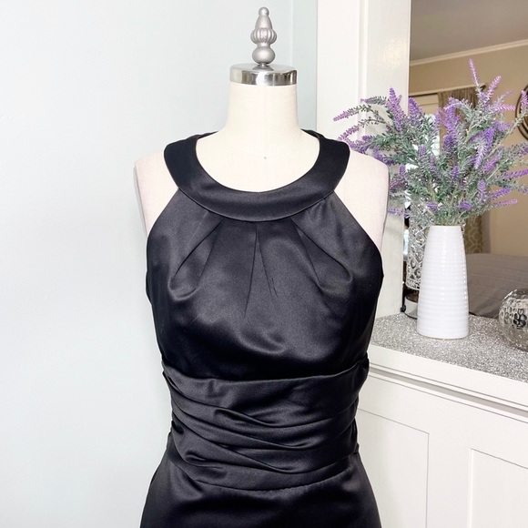 David’s Bridal Black Satin Oasis Bridesmaid Formal Dress Size 6 Holiday Wear - Picture 3 of 9